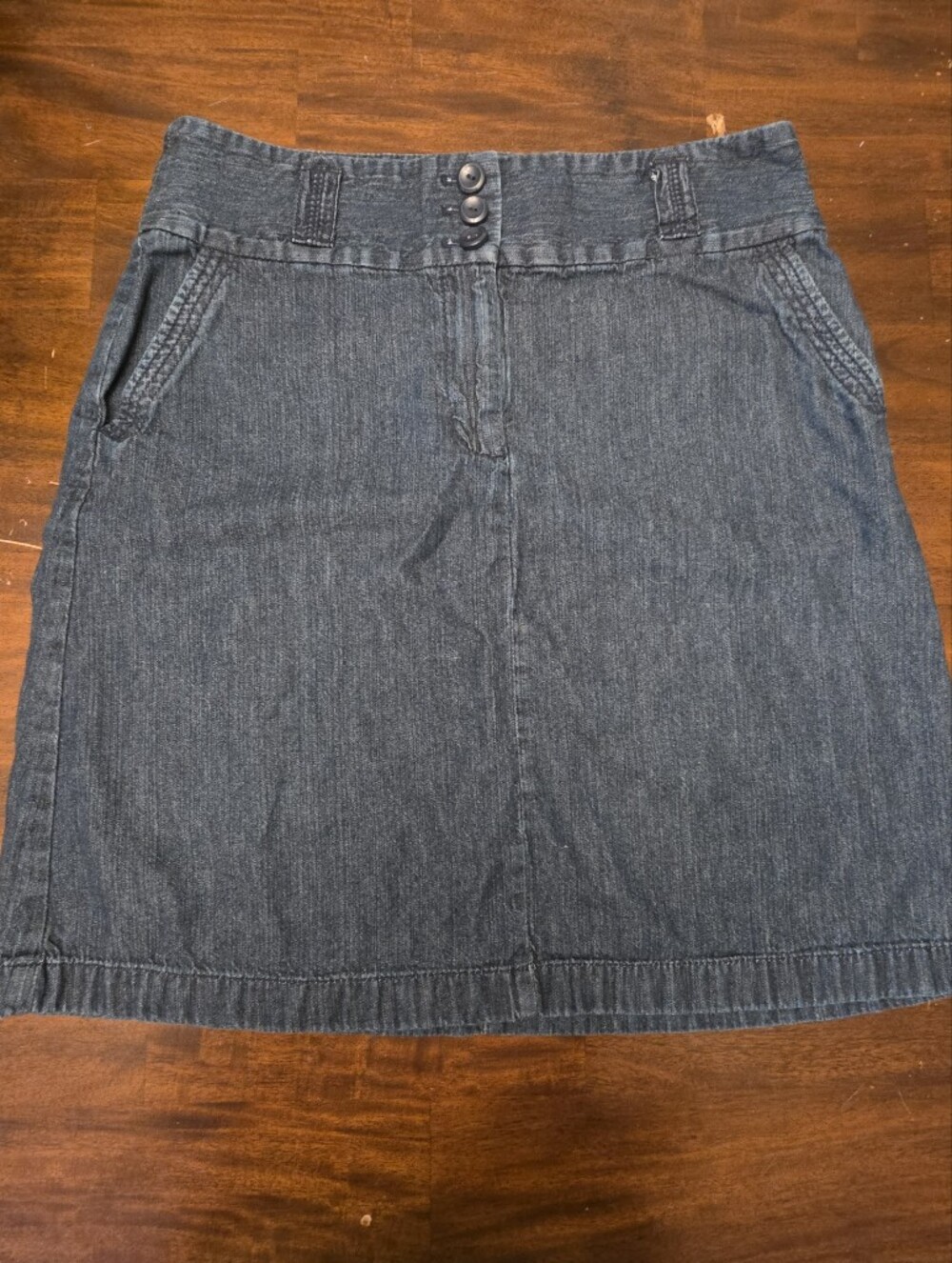 Ann Taylor Dark Wash Denim Knee-Length Pencil Skirt - Size 6